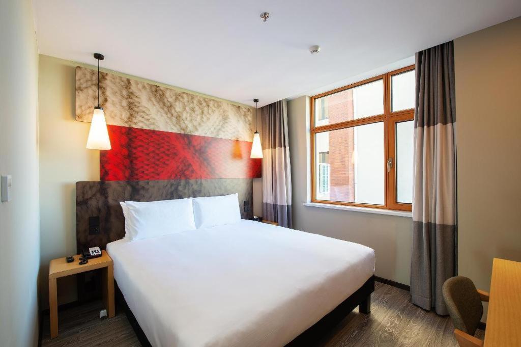 Ji Hotel Shanghai Hongqiao Gubei Fortune Center Экстерьер фото